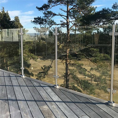 Frameless glass balustrade installed without a handrail